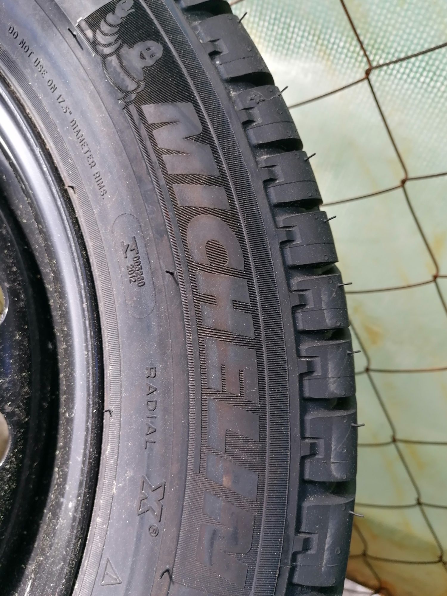 215 /60 R17C Michelin Agilis