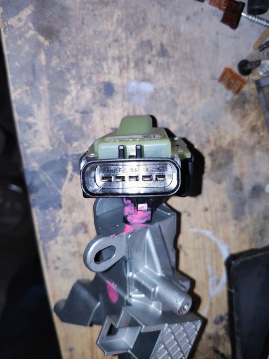 Contact crisler , jeep