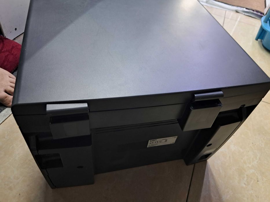 Printer 3v1 CANON MF 4018 kam ishlagan