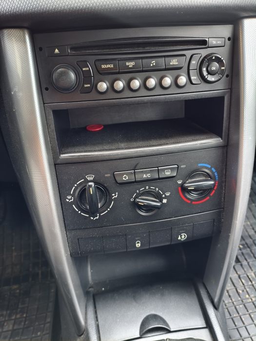 Peugeot 207 1.6Hdi 109 кс