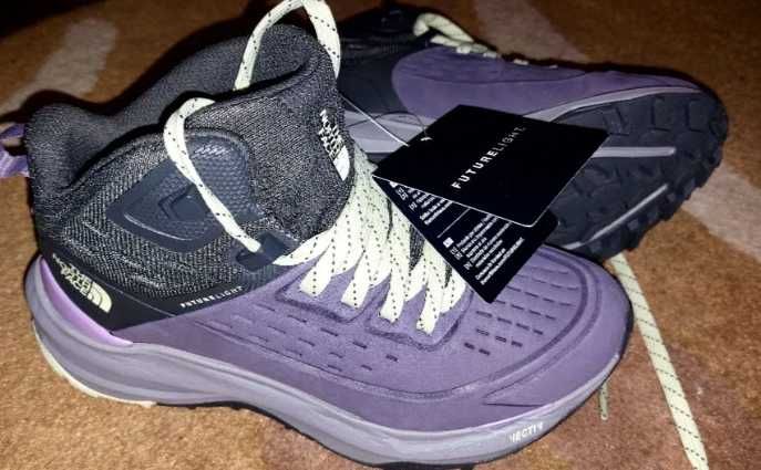 Ghete drumetii North Face Futurelight 36.5 nou