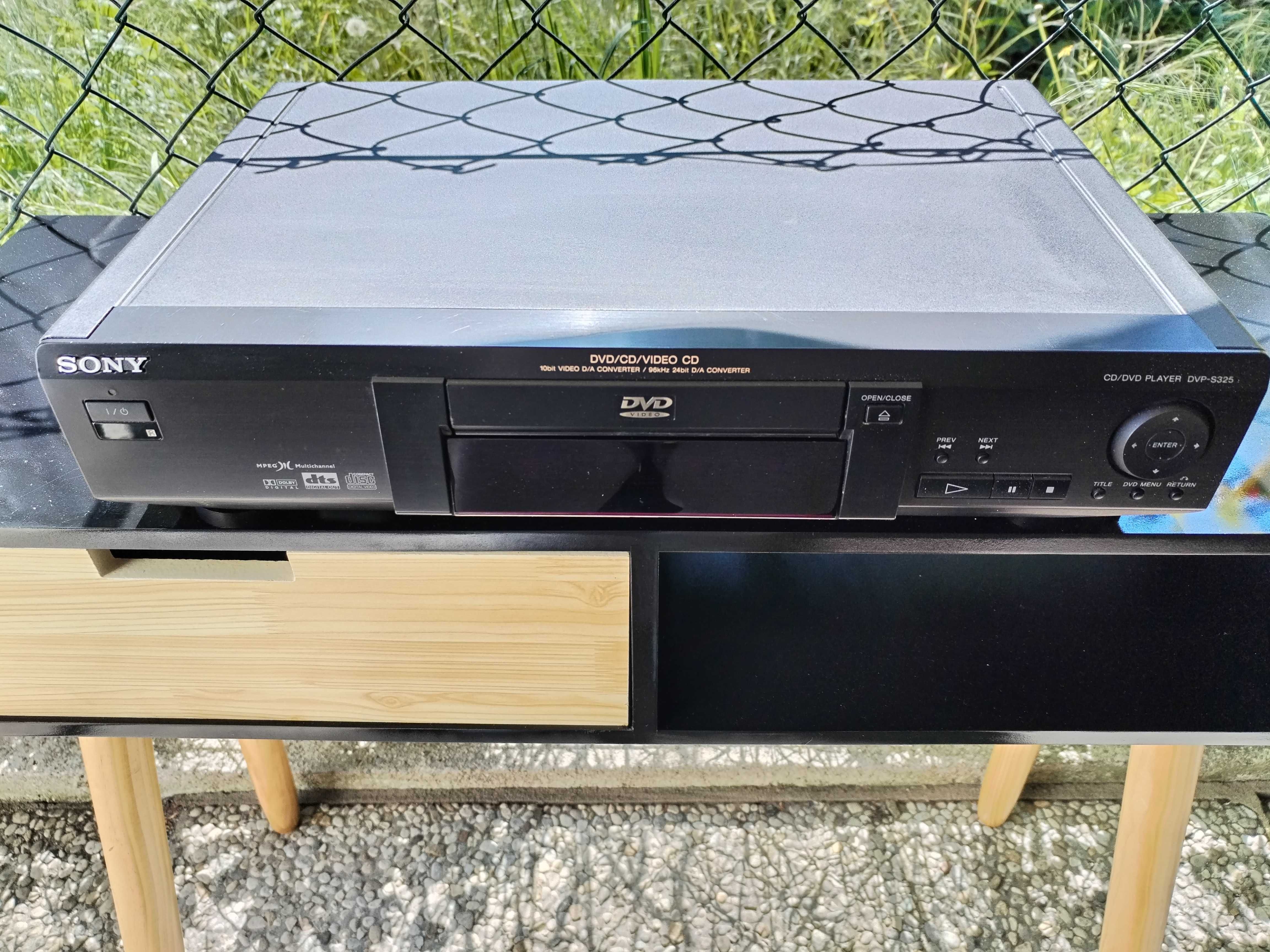 Vând CD Player Sony 24-Bit (audiofil)