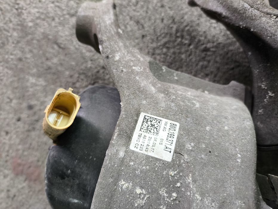 Тампони за двигател за Audi A4 B9,A5 8W B9 2.0tdi
