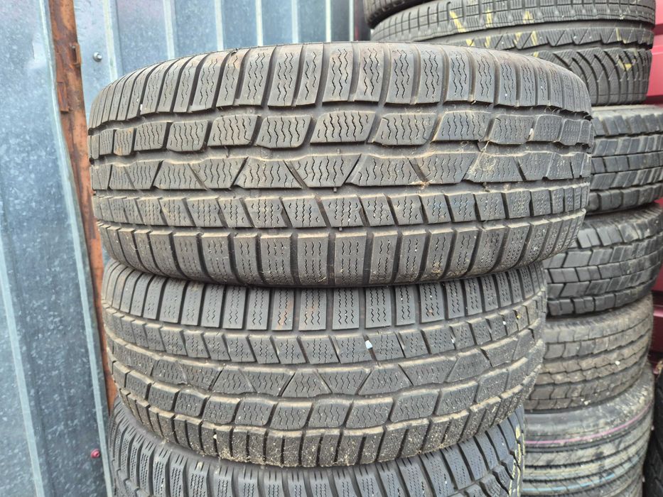 2 Anvelope de IARNA - 215/60/16 - Continental CA NOI DOT 2021