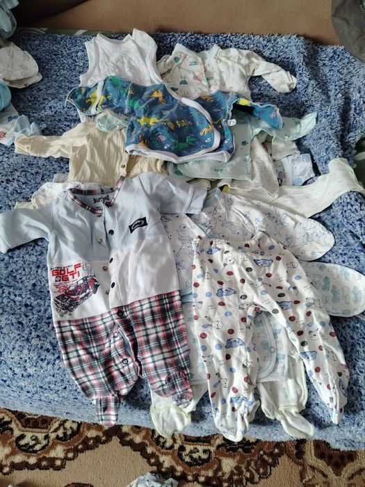 Продам покет вещей на мальчика от 0-3 месяцев