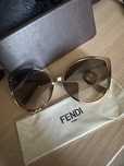 Ochelari Fendi noi