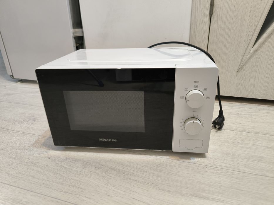 Микроволновки Hisense (2шт есть)