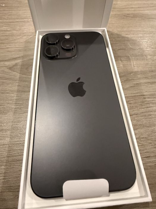 Iphone 15 pro max 256 Black Titanium