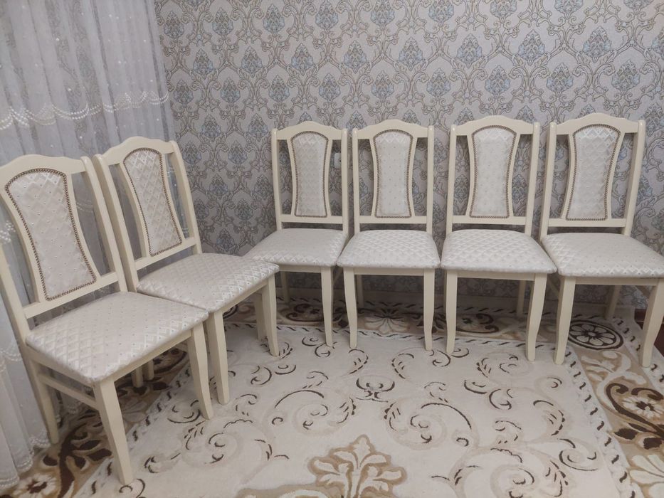 Продам 6 стулья ,