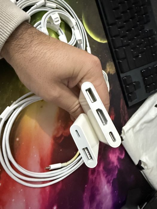 Accesorii originale Apple ,cablu tip C macbook,hub tip C -hdmi