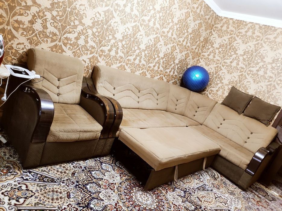 Продажа 2/5/5 на Юнусабад-18, 2 хонали сотилади