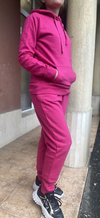 Ново!Дамски спортен комплект ватиран размери М,L,XL