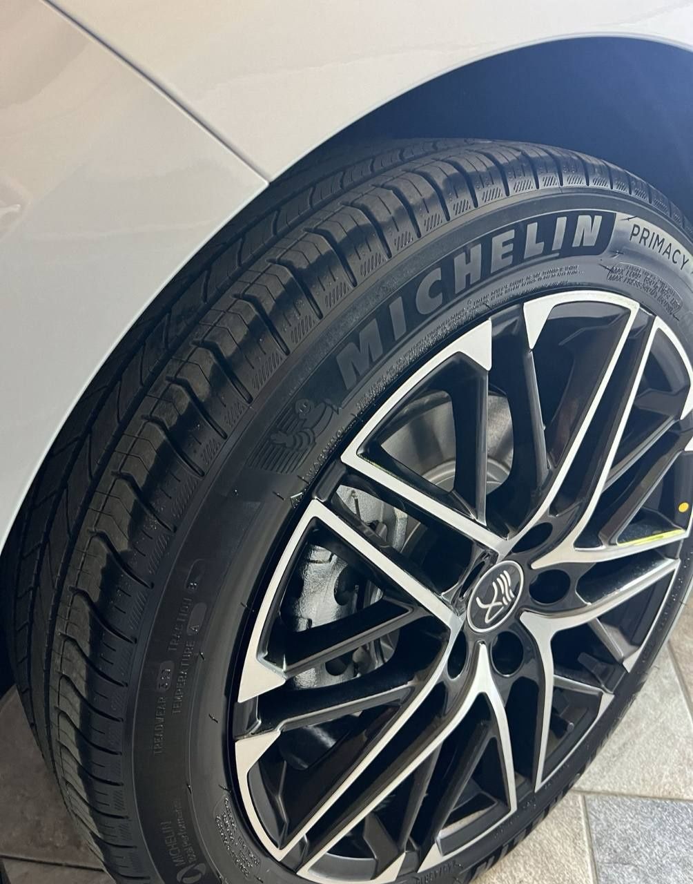 Byd han 710 km 2025