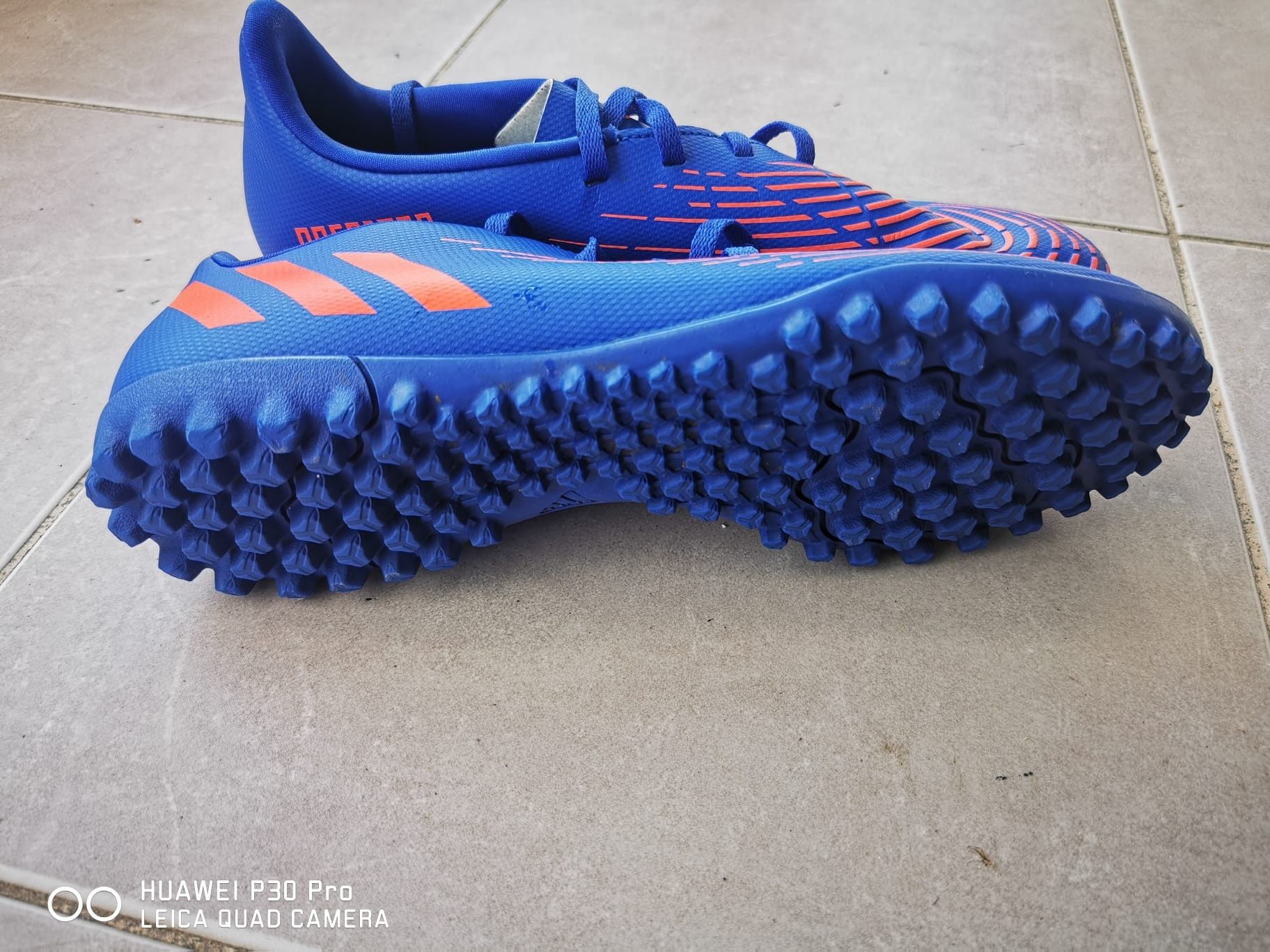 Adidas Футболни обувки