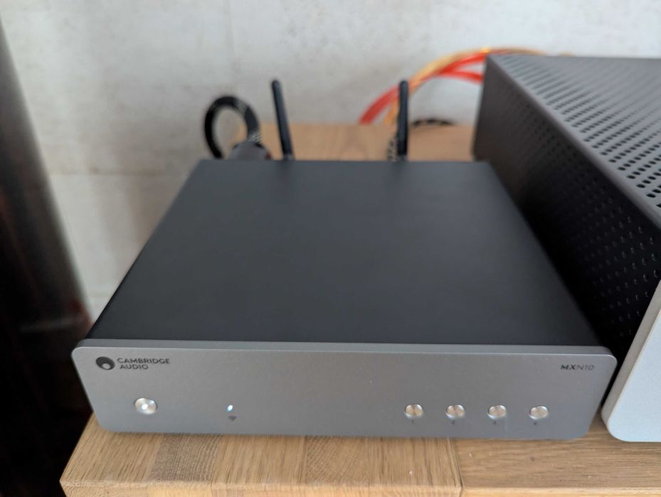 Vând streamer/dac Cambridge Audio MXN10