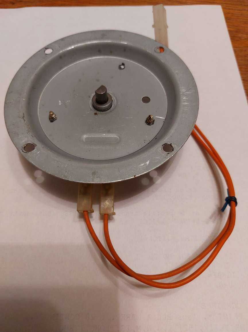 Motor electric electromotor AC - 220 / 240 V , turatie redusa