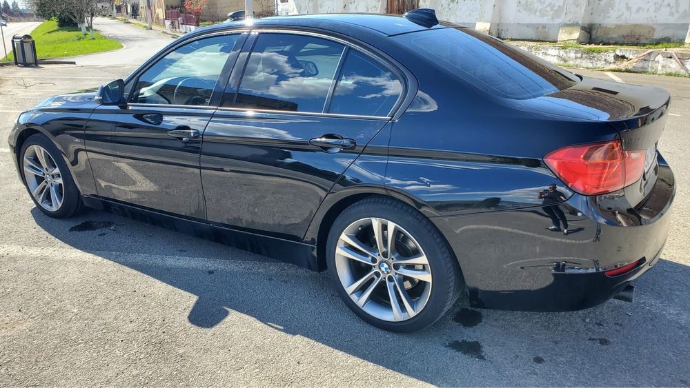 Vand BMW 318 2012 2.0
