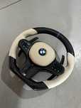 Volan BMW M Carbon Seria G - Incalzire - Vibratii - Traffic Jam Assist
