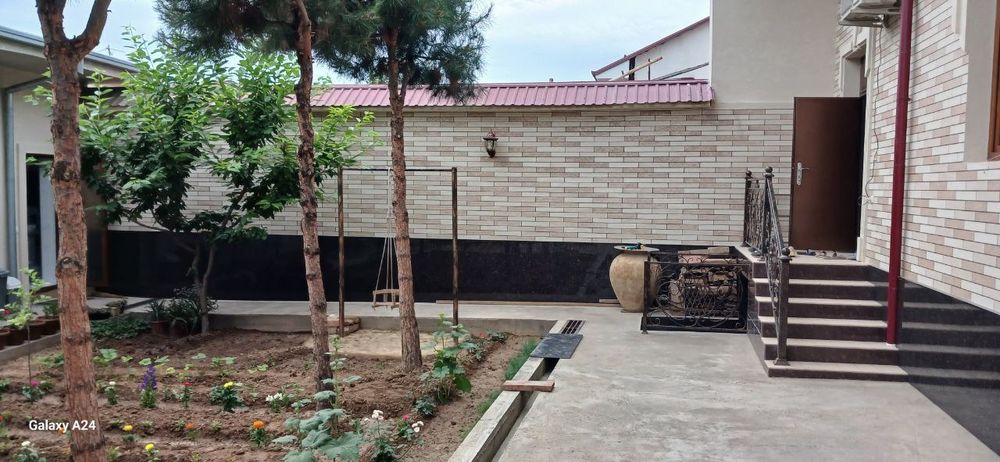 Продаётся дом 3.04 сотки 6 комнат