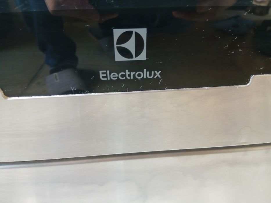 Aragaz ElectroluxEKG61185OX, aprindere electrica,rotisor,grill, 60 cm