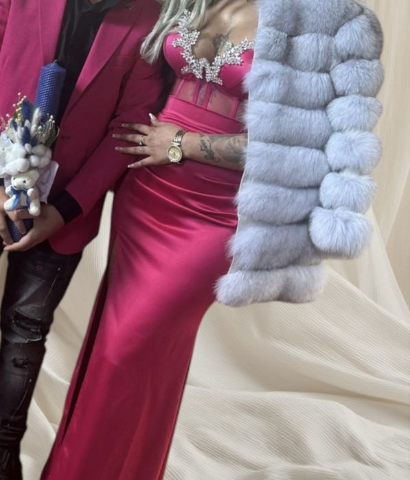 Vand rochie  roz focsia