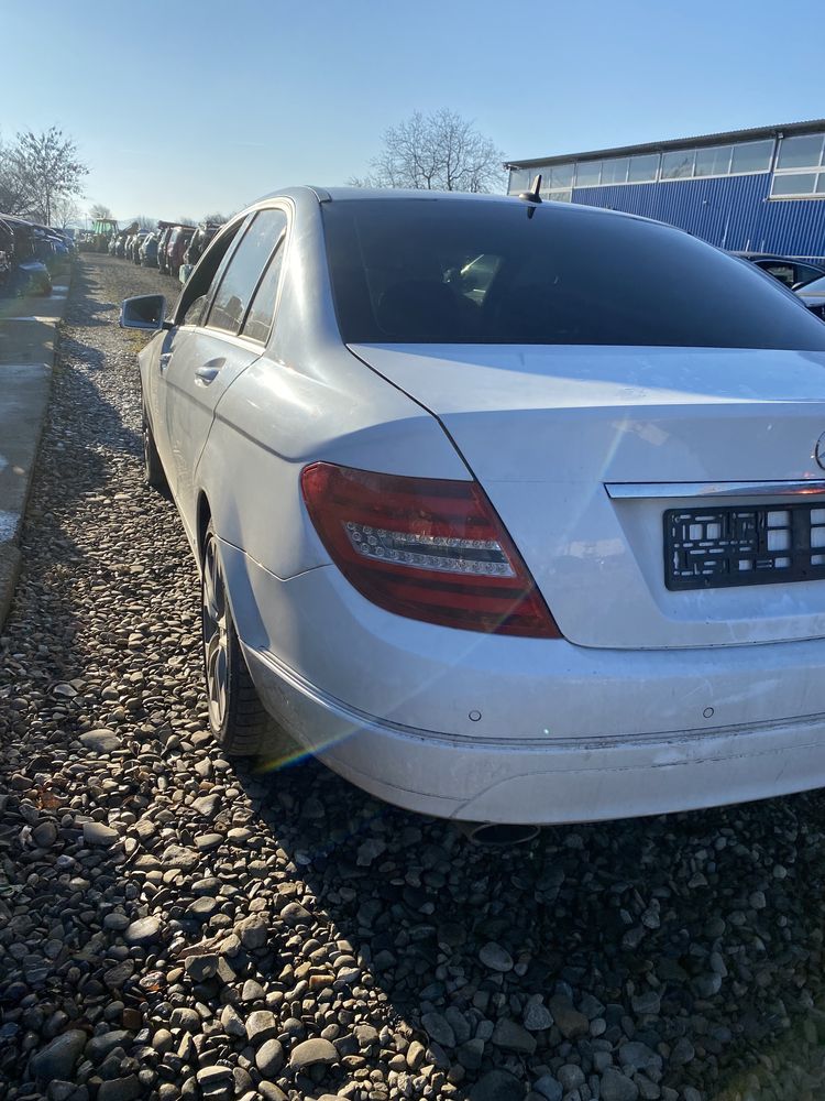 Bară spate cu senzori de parcare Mercedes C Class W204 2012