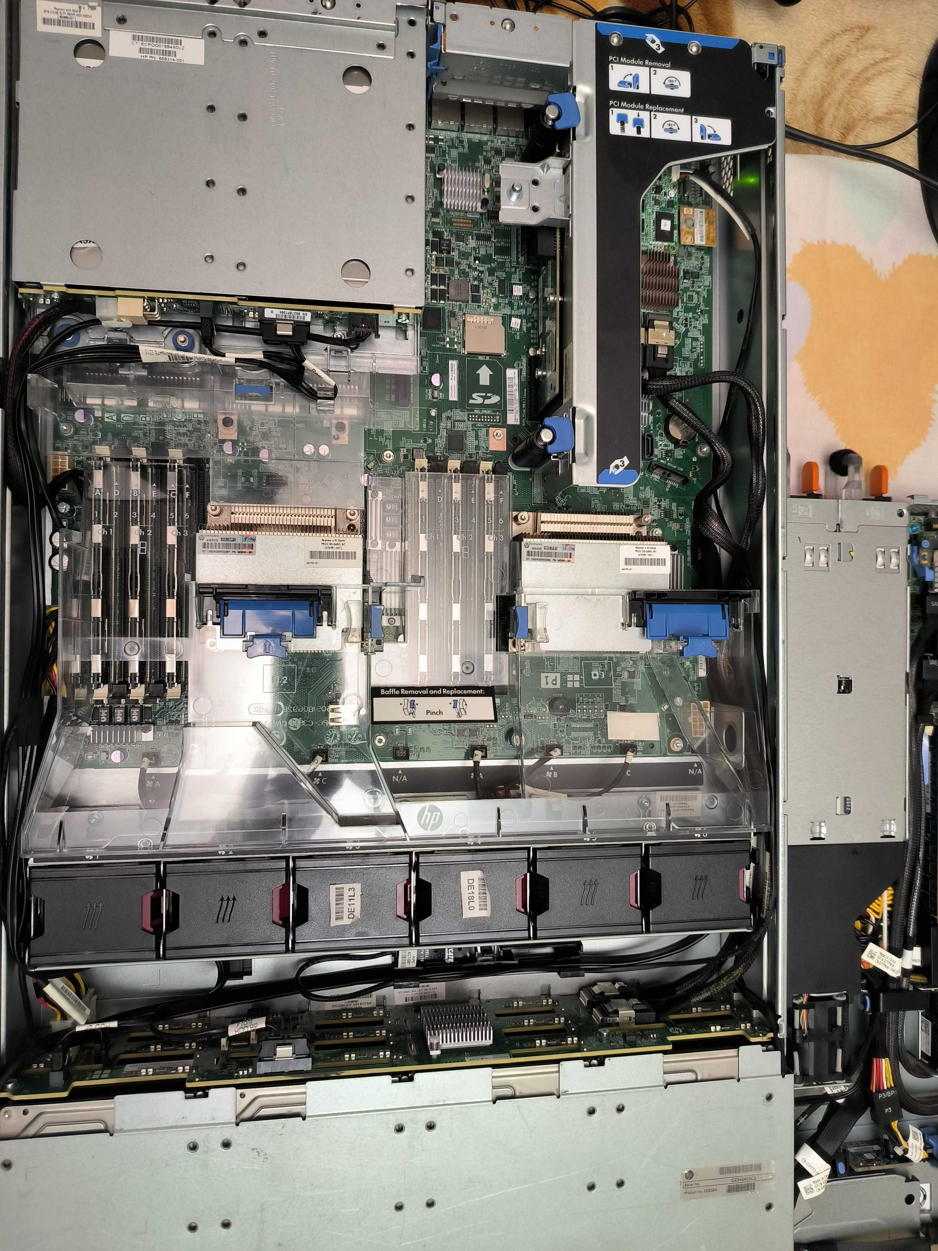 HP PROLIANT DL380E G8, 14xLFF, 2xIntel Xeon OctaCore  E5-2450L