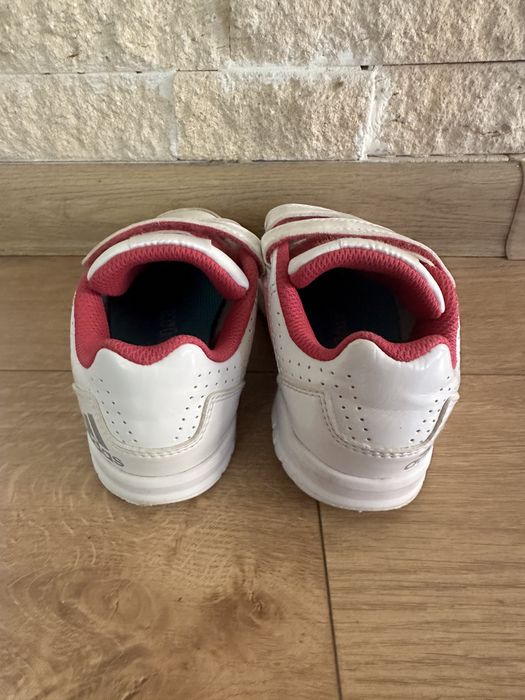 Adidasi copii marime 27