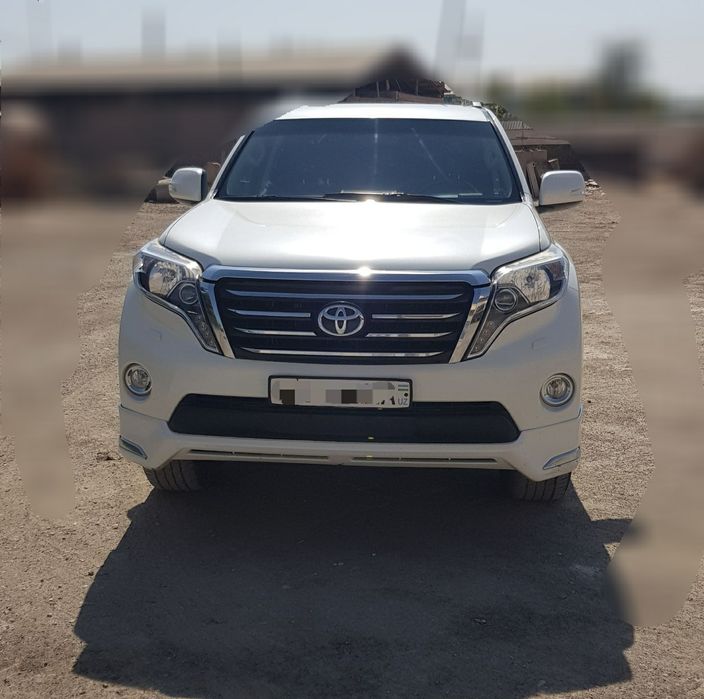 TAYOTA  prado sotiladi