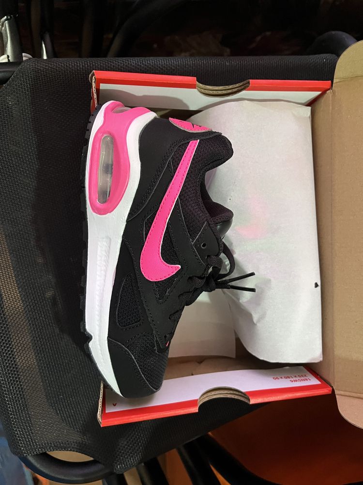 Nike детски маратонки