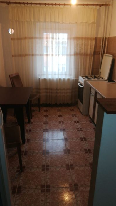 Craiovita,  2 semi, et3/4, mob+utilat, termoficare !