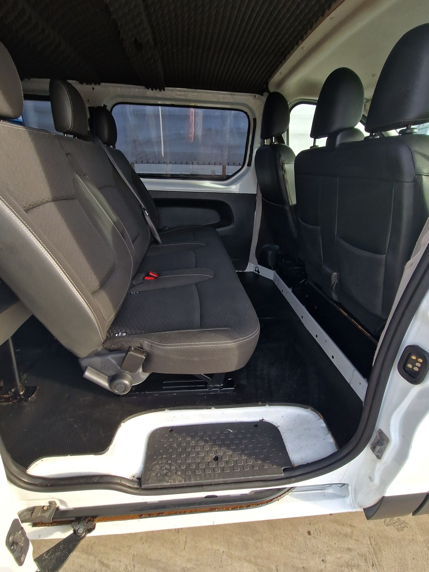 Opel Vivaro 1.6 An 2017 O singură turbina