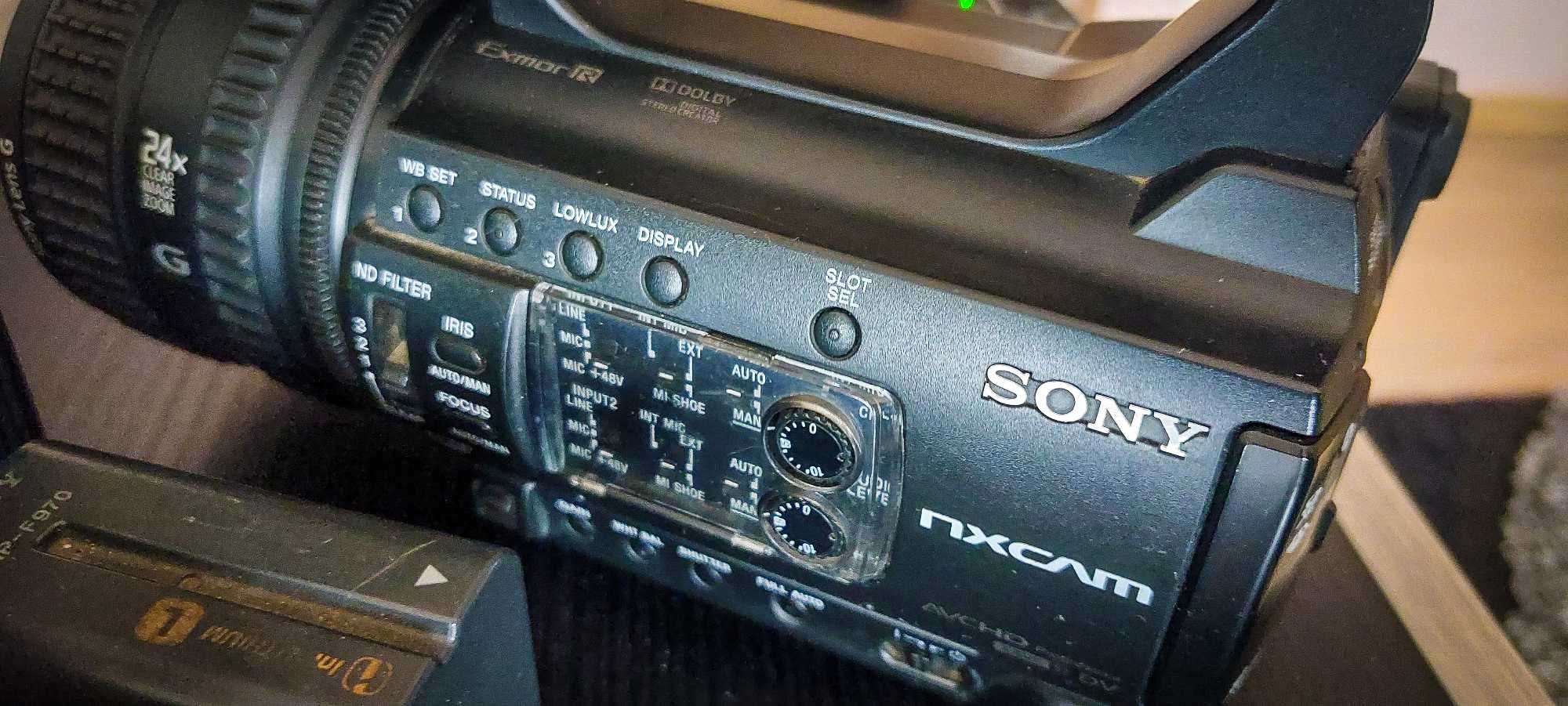 Видеокамера Sony HXR-NX100 пълен комплект