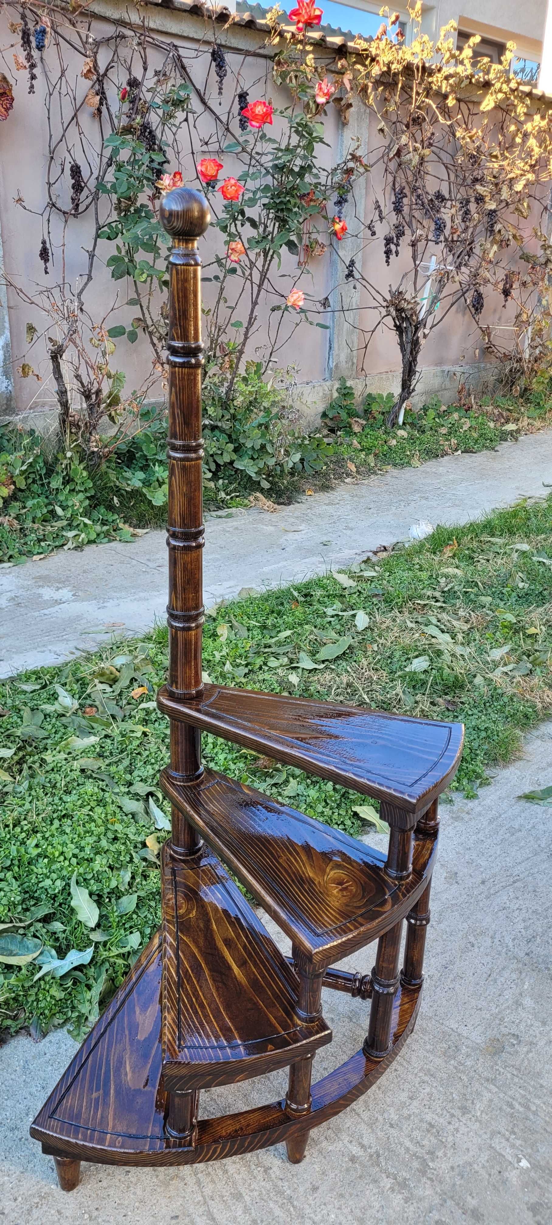 Scara pentru biblioteca in spirala vintage frumoasa lemn masiv