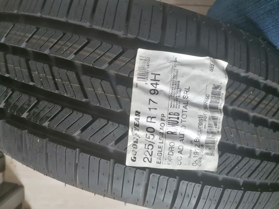 Roata de rezerva: cauciuc + janta Mercedes C Class 200