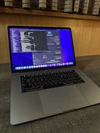 MacBookPro14,3 Имя процессора: 4-ядерный процессор Intel Core i7 2.8