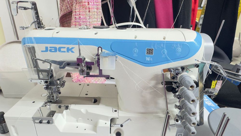 Распошивальная машина Jack