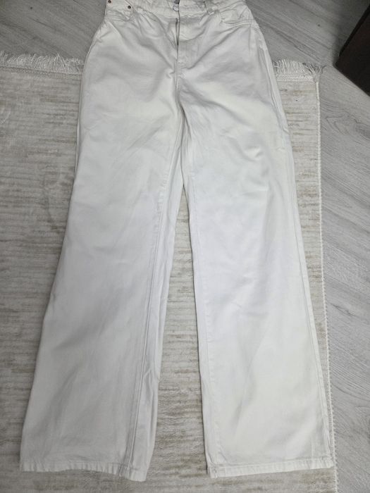 Pantaloni subțiri eleganți, casual evazați