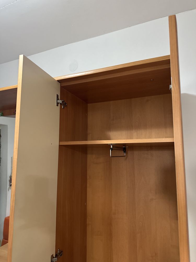 Срочно продам прихожую