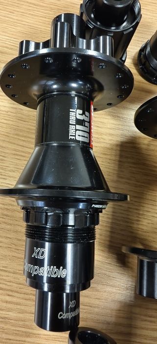 Главини и хъбове DT Swiss 350,370 15х100,15х110,12х142,12x148 Ratchet