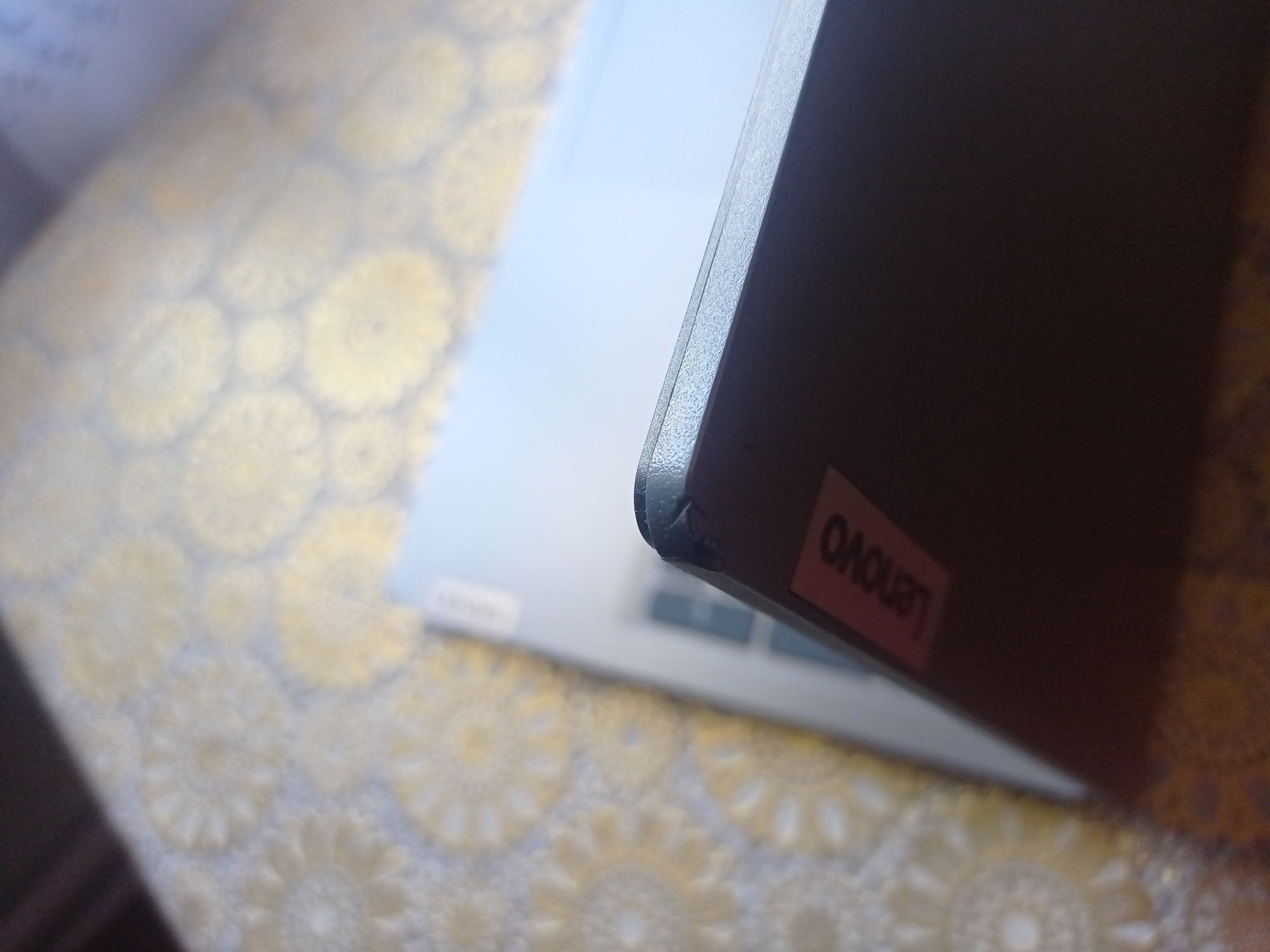 Lenovo IdeaPad 3