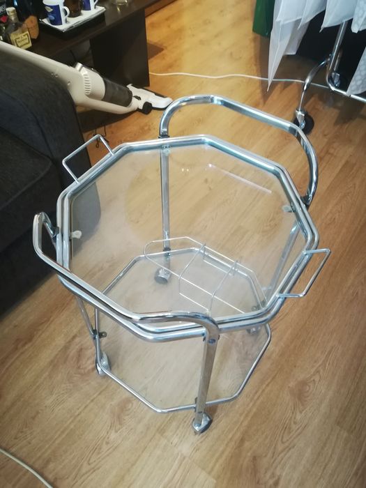 Bar din sticla si otel cromat