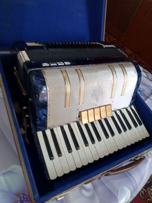 Garmoshka Akardion xolati yaxshi