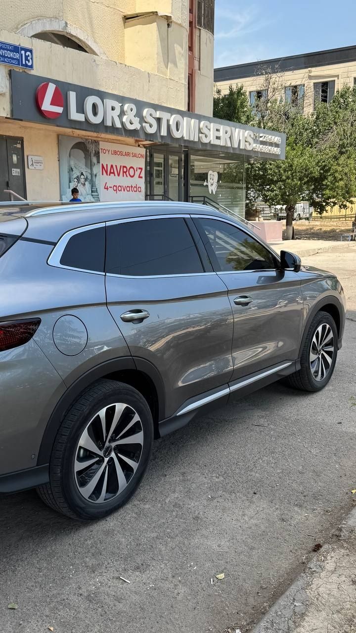 Arenda BYD Chempion EV 605  Аренда.