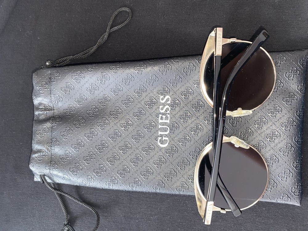 Guess Слънчеви очила
