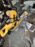 Circular mare Dewalt DWS 727
