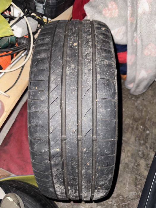 8 anvelope Continental , 235/55/18, 235/45/20