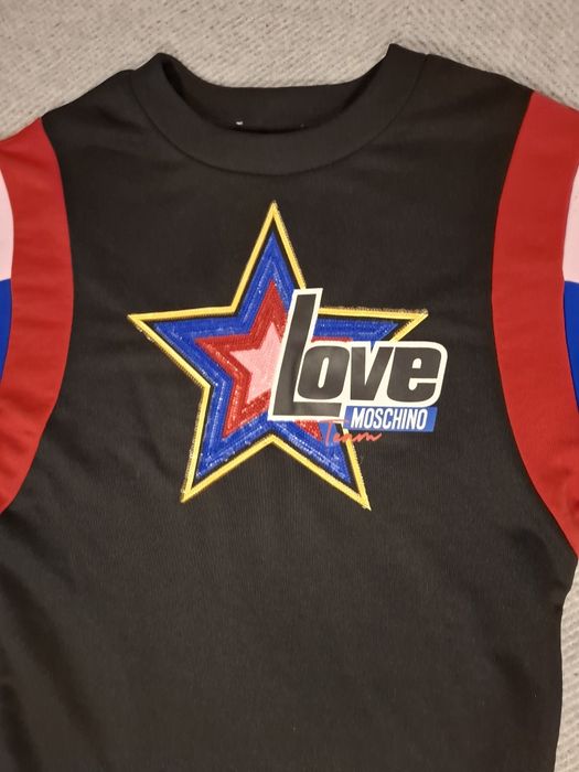 Rochii Moschino, Karl Lagerfeld