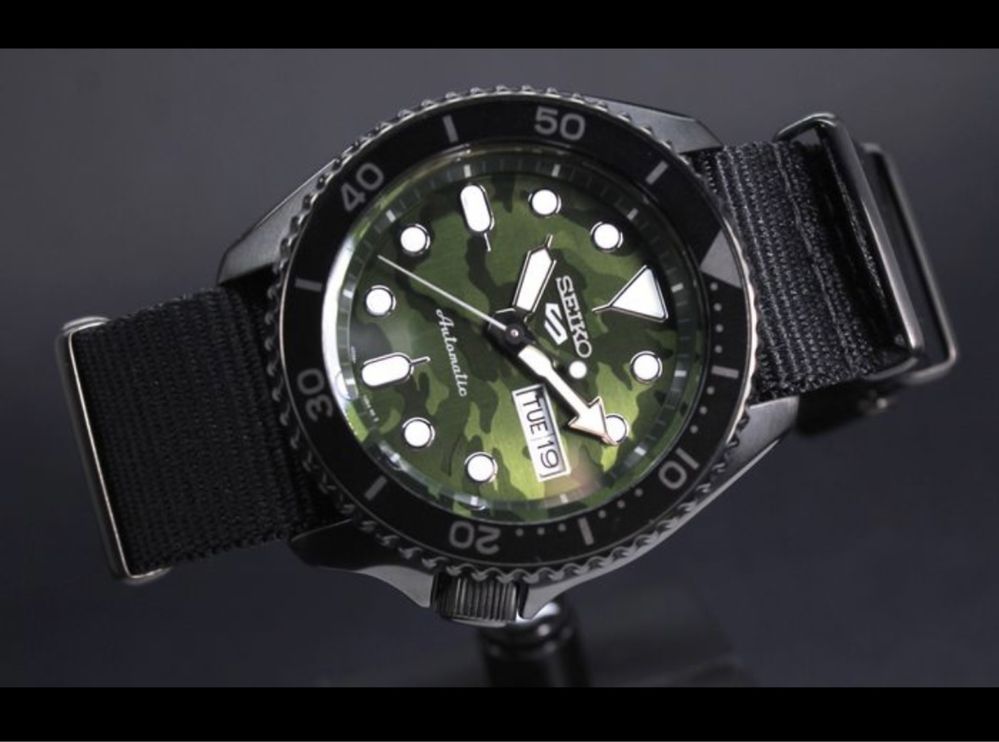 Seiko - 5 sport automatic camouflage