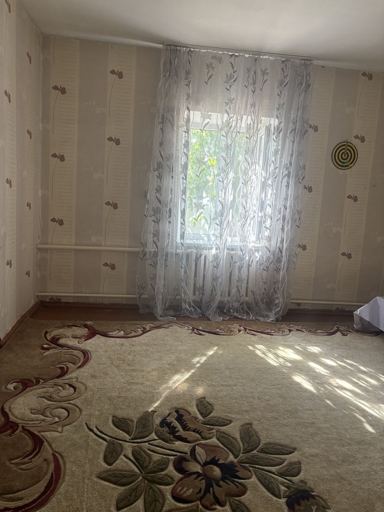 Продается  4 комнатный дом в районе Сахзавода